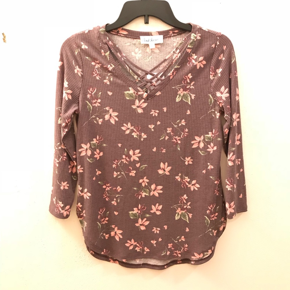 [SOLD] Criss-Cross V-Neck Floral Long Sleeve